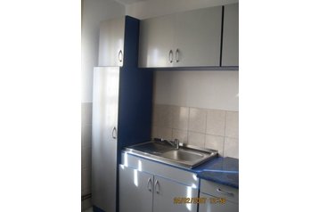 Roumanie Privát Bârsana, Extérieur